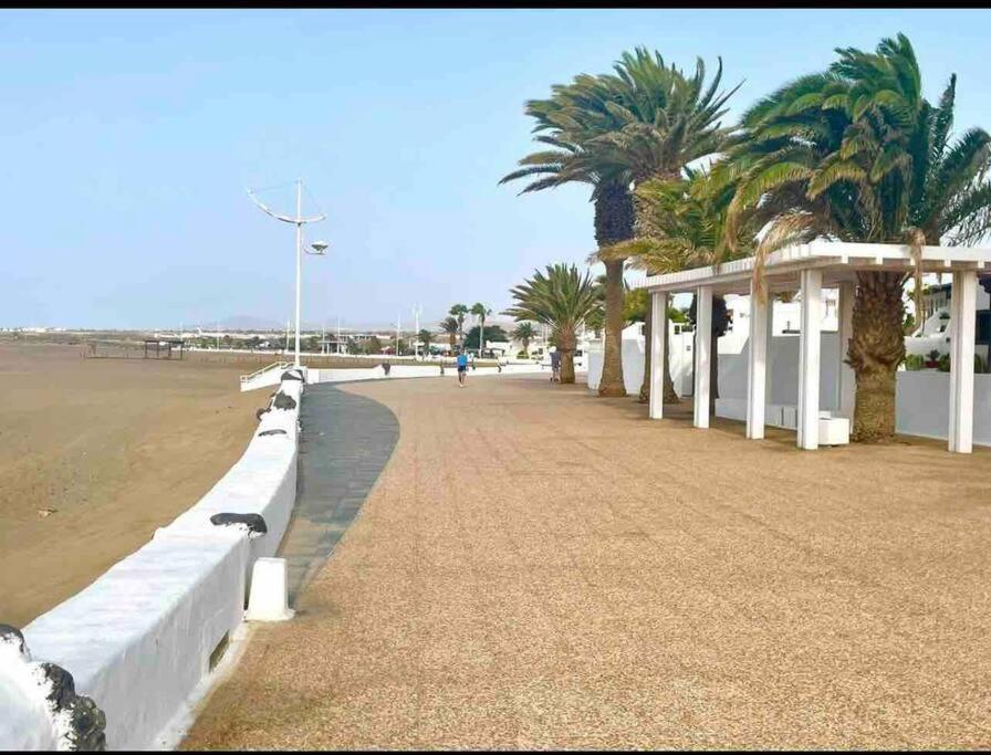 Casa Mesana Nuevo Apartamento En La Playa Con Aire Acondicionado Playa Honda  Exterior foto